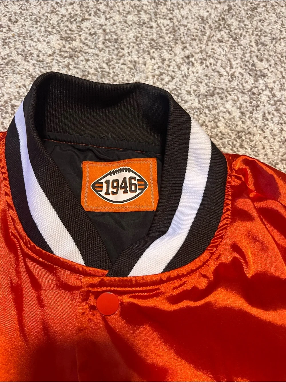 Cleveland Browns Season Ticket Member Satin Bomber Jacket Orange L NFL